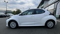Toyota Yaris 116h Dynamic 5p MY22 — photo 8