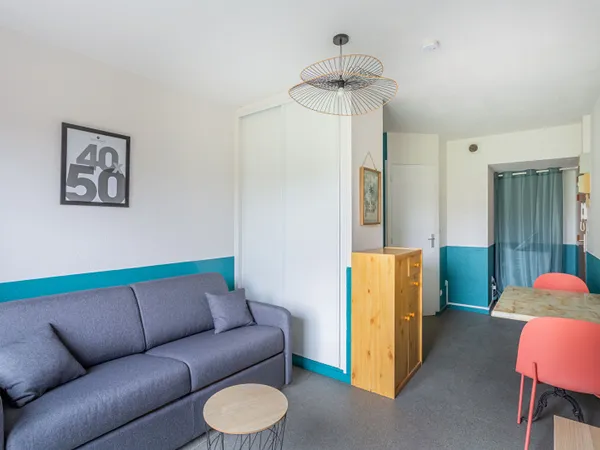 "APPARTEMENT MEUBLÉ LE MANS 1 PIECE 19M2"