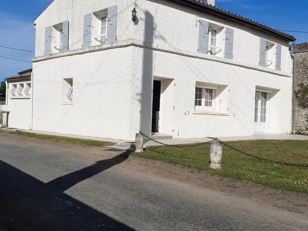 Maison a loue.en campagne