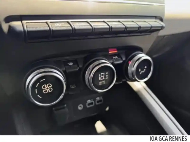 Mitsubishi Colt 1.0 mpi-t 91ch business 2024 — photo 11