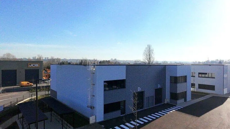 Photo 1