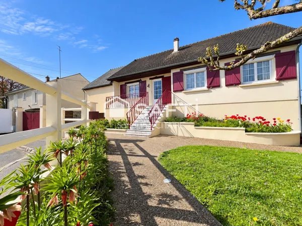 Maison lumineuse 4 chambres avec jardin à Croth