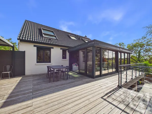 Maison 8 pièces 190 m²