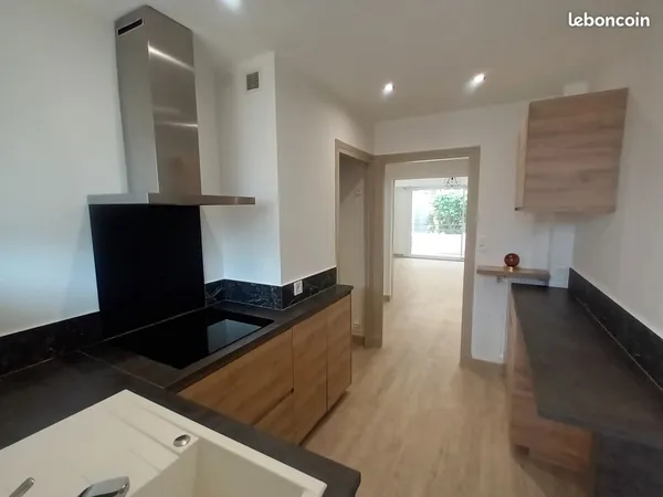 Proche de la Place de Verdun - Très bel appartement F3, 2ch - Parking - (Etat Neuf)