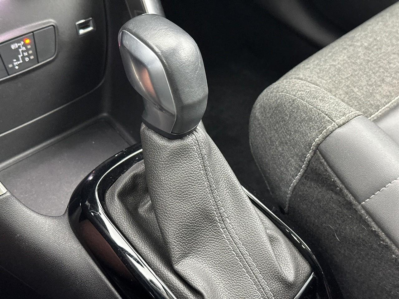 Citroën C3 Aircross puretech 130 s&s eat6 shine pack — photo 28