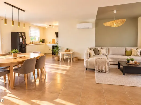 Maison 90m² de 2024
