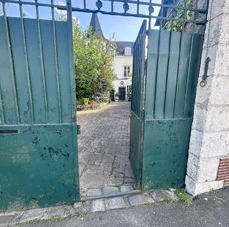 Manoir 15 pièces 240 m²