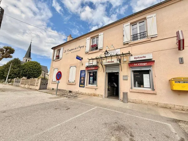 Boutique 1 pièce 107 m²