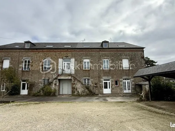 Immeuble 300 m²
