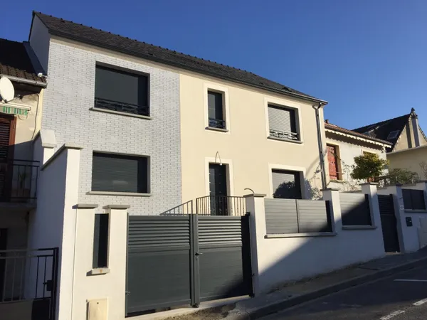 Terrain à bâtir de 338 m² à LONGPONT-SUR-ORGE (91)