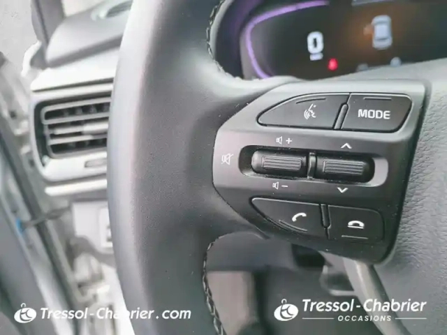 Kia Stonic 1.0 t-gdi 100 ch dct7 active — photo 19