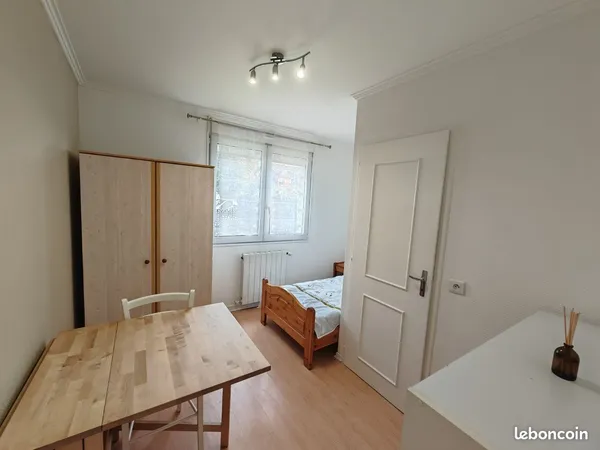Location studio meublé