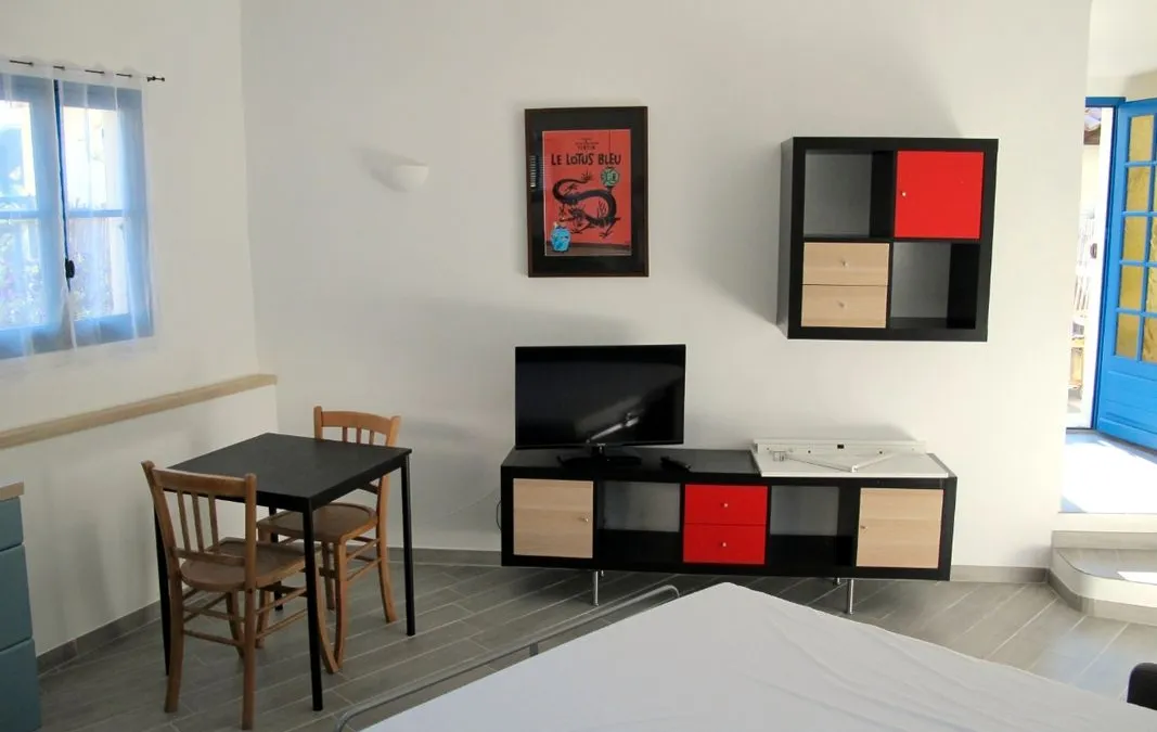 Photo 2