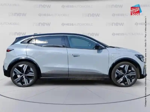 Renault Megane e-tech electric ev60 220ch iconic super charge — photo 19
