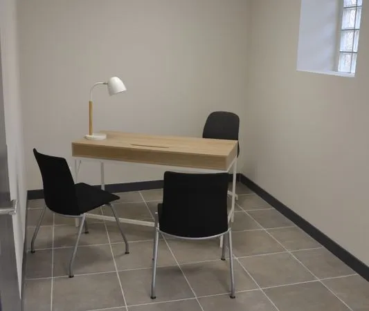 Local commercial, bureau