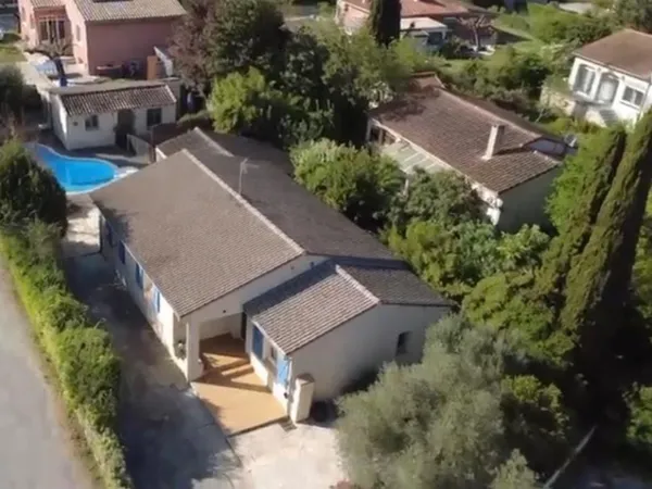 Maison individuelle de plain-pied avec piscine et logement indépendant -PROCHE CASTELNAUDARY