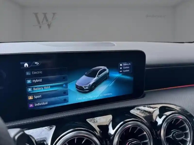 Mercedes Classe A 250 e hybrid eq amg line — photo 15