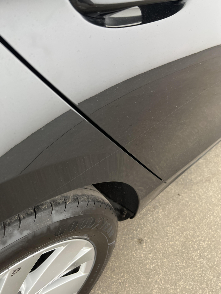 Volkswagen Passat — photo 32