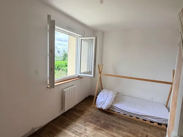 Maison en pierre 100 m² €" 3 chambres €" Combles aménagés €" Landéhen (22400)