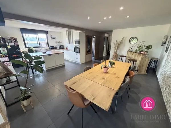 Maison 7 pièces 155 m²