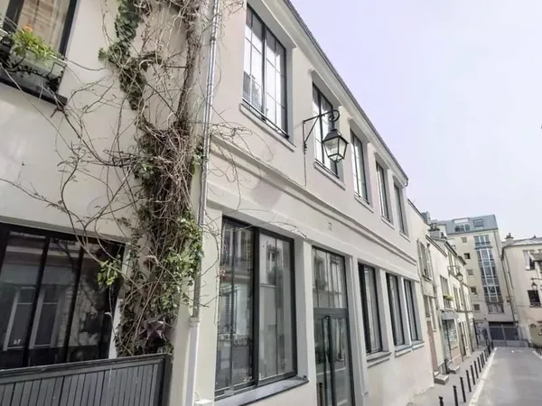 Bureaux 210 m²