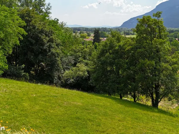 Terrain 2779 m² Serrières-en-Chautagne