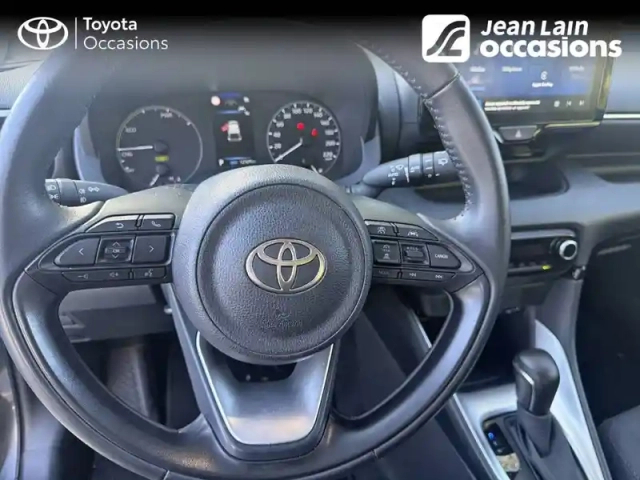 Toyota Yaris hybride 116h — photo 12