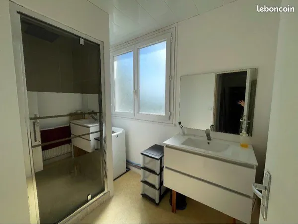 Colocation meublé 350