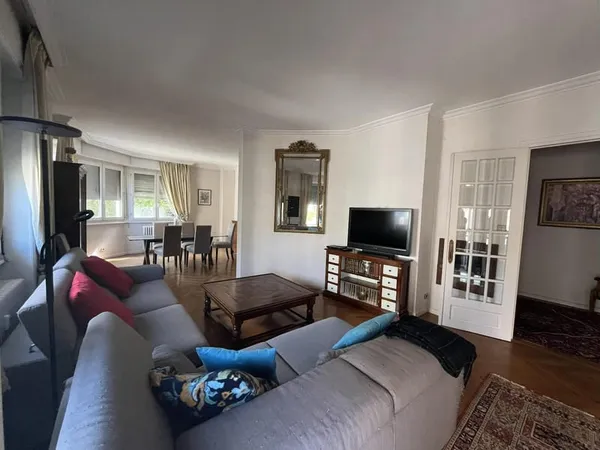 Appartement 6 pièces 168 m²