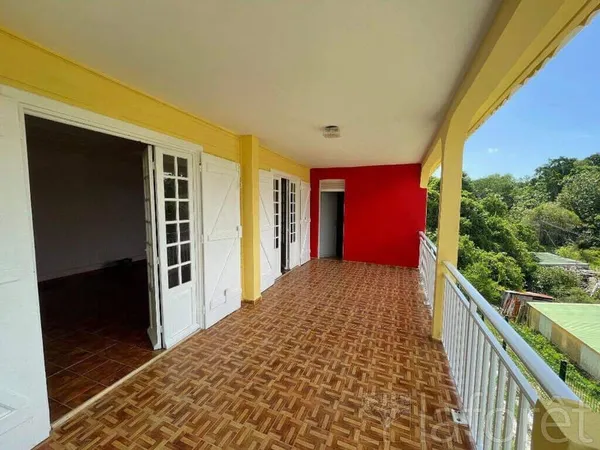 Maison de plain-pied 5 pièces 136 m²