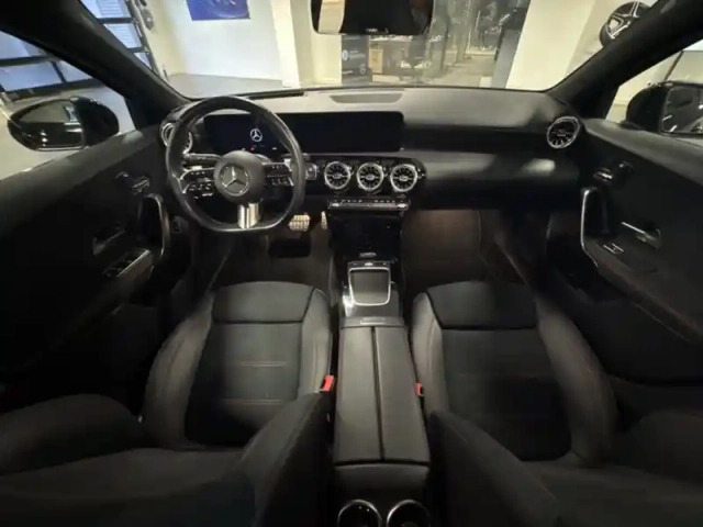 Mercedes Classe A 250 e amg line — photo 11