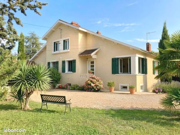 Maison secteur calme Tassin