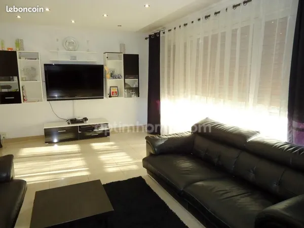 Appartement 6 pièces 107 m²
