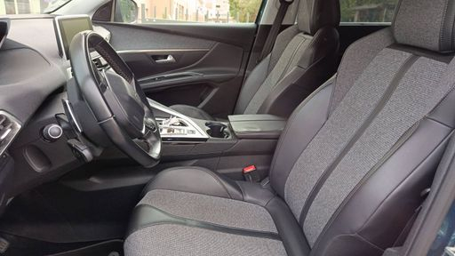 Peugeot 5008 1.2 PureTech 130 EAT6 - Allure – 2018 – 112488 km – Essence – Boîte Automatique — photo 15