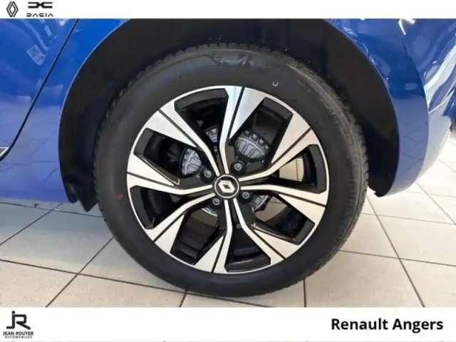 Renault Clio 1.0 tce 90ch limited -21n — photo 8