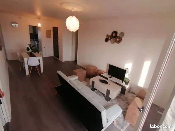 Chambre en colocation dans bel appartement
