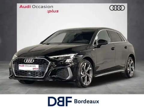 Audi A3 40 tfsie 204 s tronic 6 s line