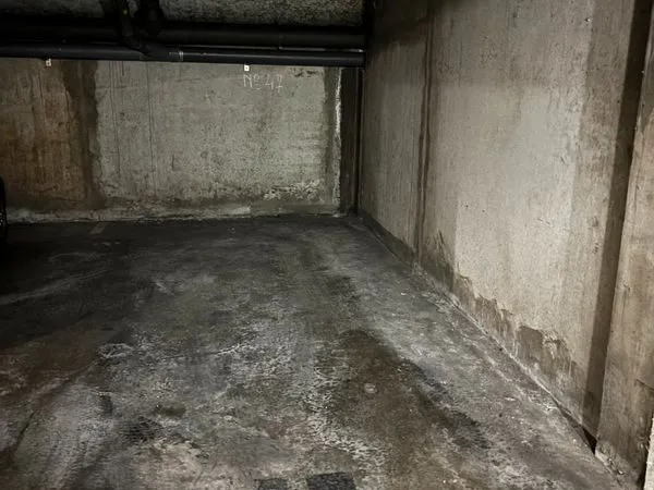 A louer - Place de parking en sous-sol sécurisée - Bordeaux Caudéran