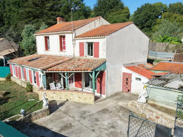 Maison 4 chambres 2 bureaux, potentiel exceptionnel !