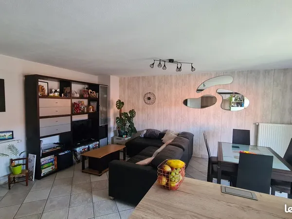T3 coup de coeur de 65 m² avec terrasse 13m² et garage équipé - Fegersheim