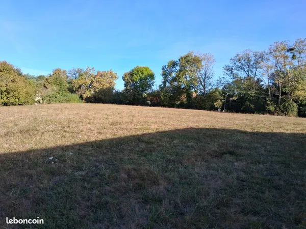 Terrain à bâtir à Eauze