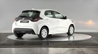 Toyota Yaris 116h Dynamic 5p MY22 — photo 5