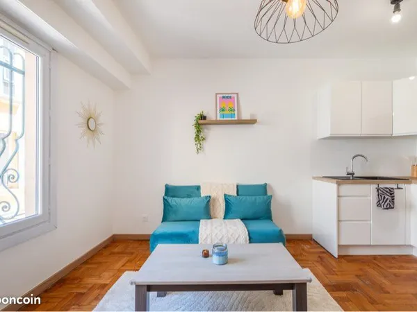 Nice Gambetta - 2 pièces 33 m² rénové, meublé, ascenseur