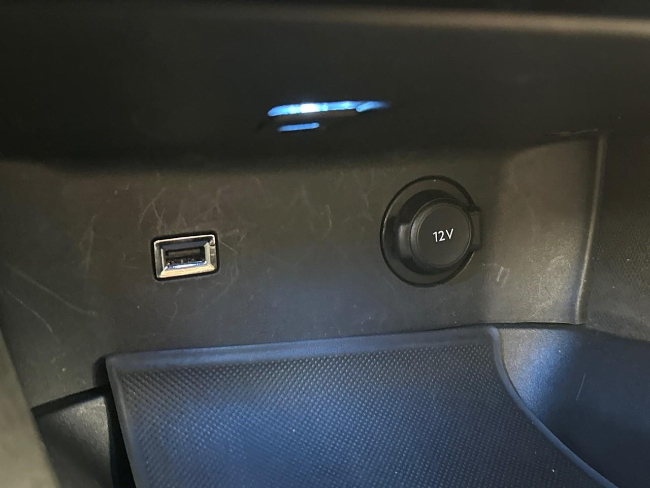 Peugeot 3008 puretech 130ch s&s bvm6 allure pack — photo 28