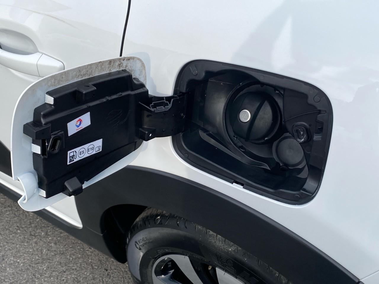 Citroën C3 1.2 puretech 83ch s&s shine — photo 24