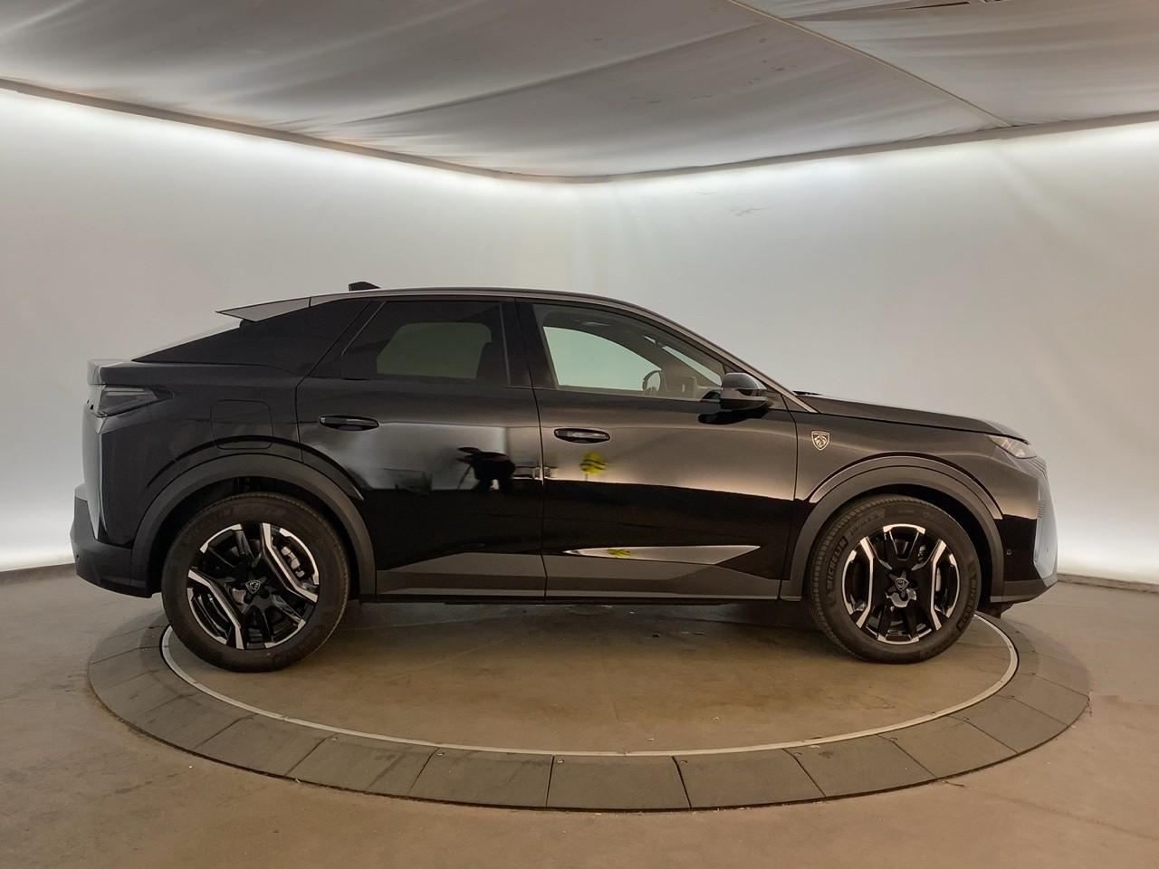 Peugeot 3008 plug-in hybrid 195 e-dcs7 gt — photo 4