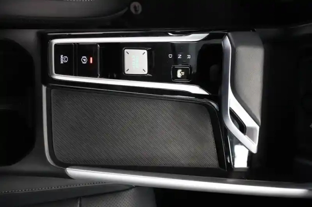 Mg Zs 1.5 l hybrid+ 197 ch — photo 33