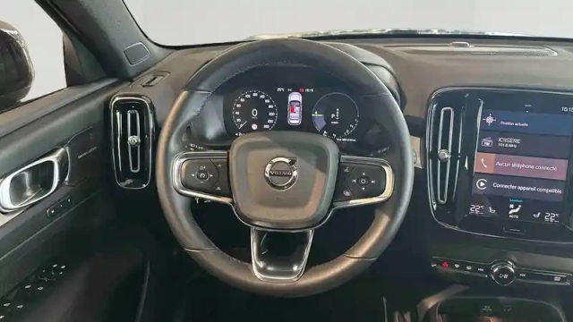 Volvo Xc40 t4 recharge 129+82 ch dct7 — photo 13