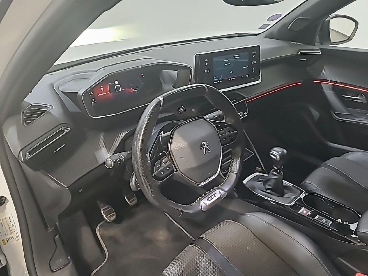Peugeot 2008 puretech 130 s&s bvm6 gt — photo 9