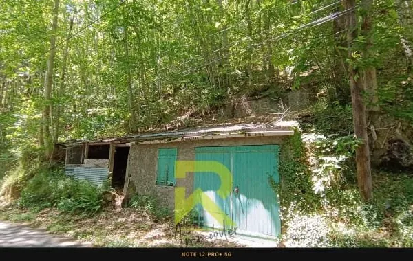 Terrain 2787 m²